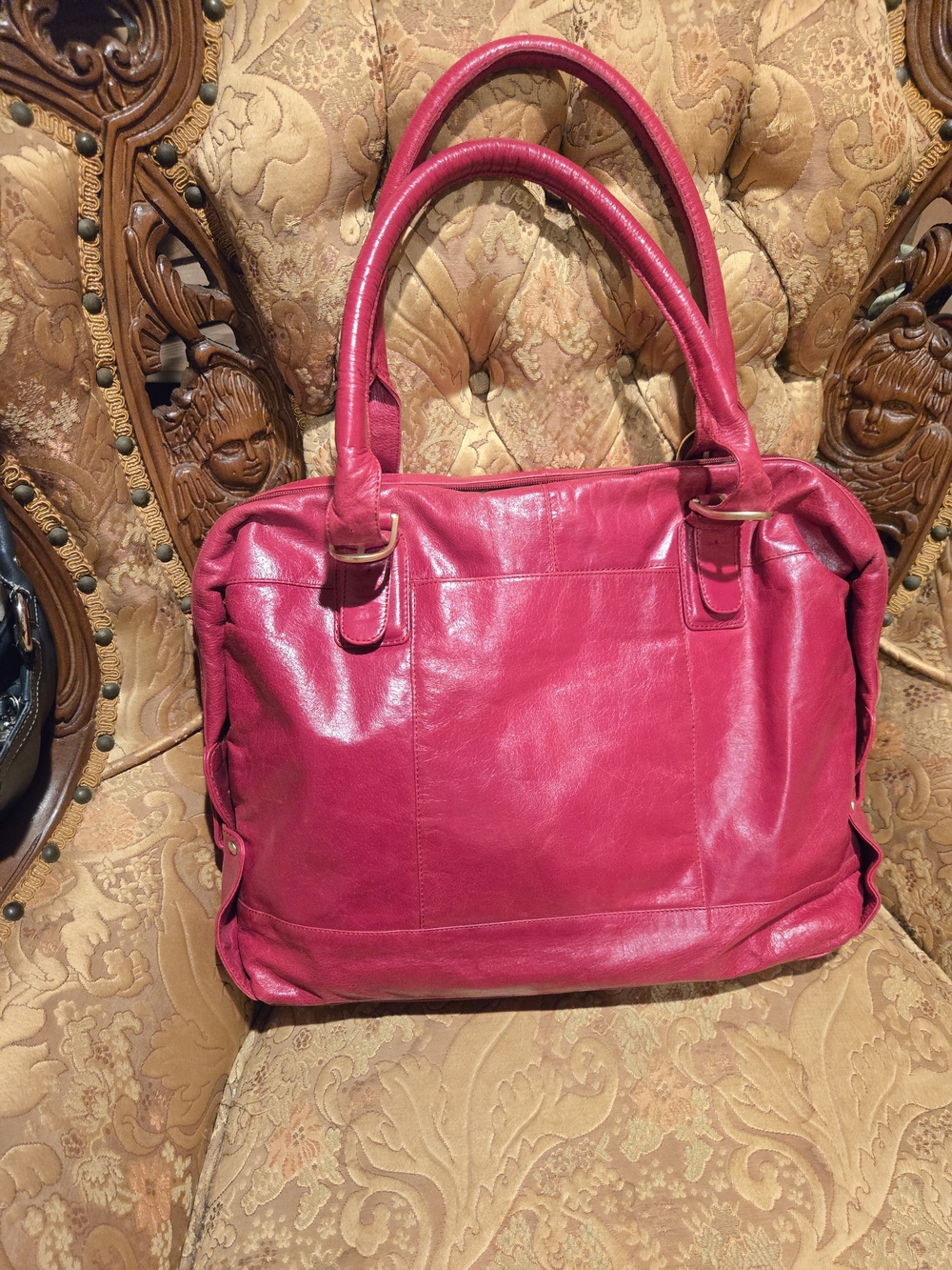 Latico Strawberry Red Leather Shoulder Computer Bag. EUC